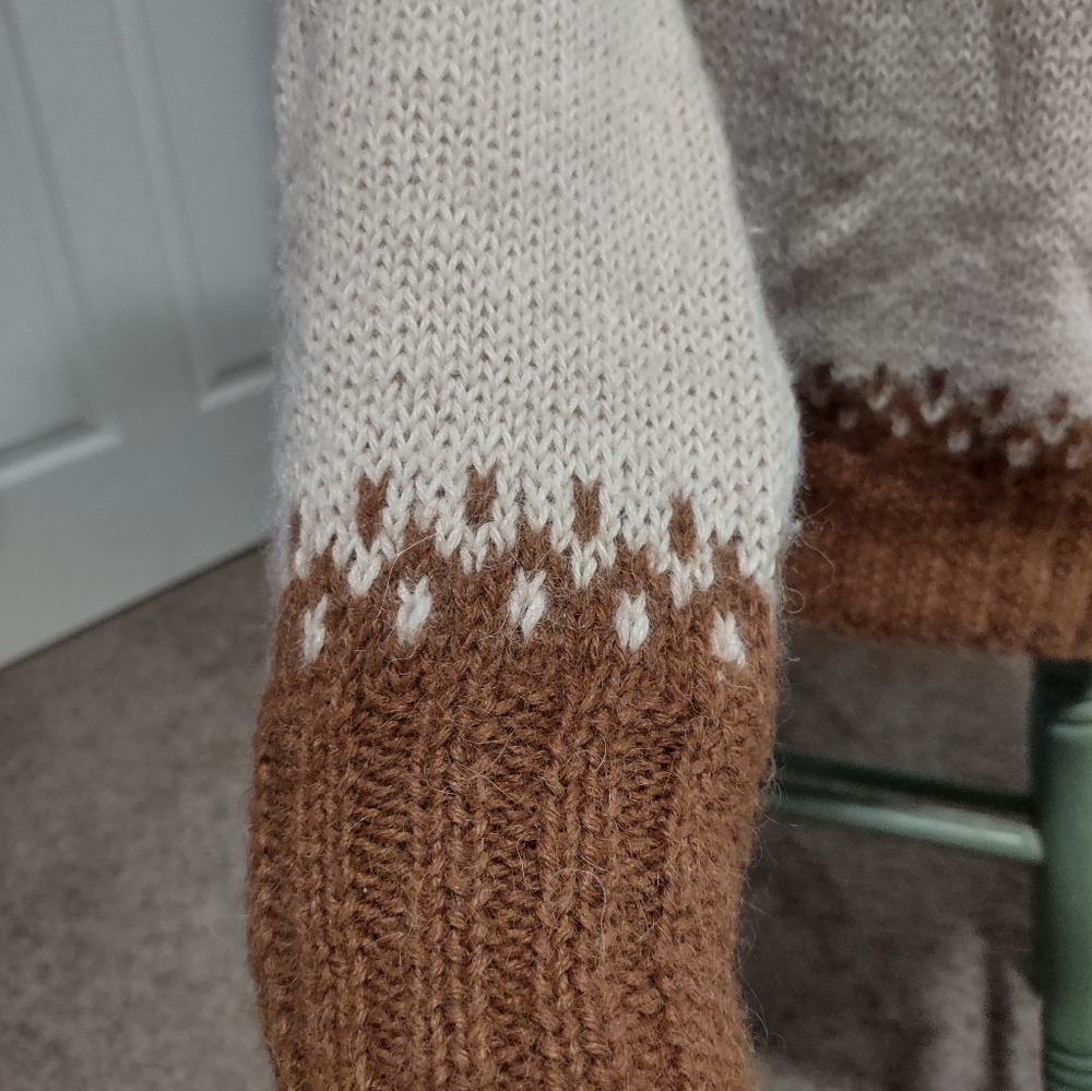 Vintage Handmade Andean Imports 100% Alpaca Wool Beige/Brown Sweater Size M - Picture 5 of 9